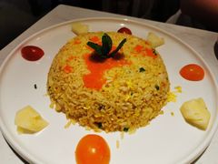 菠萝海鲜炒饭-闻见中国海南菜(K11店)