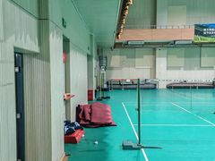 -莘城学校羽毛球馆