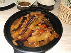 茄子煲-原味主张椰子鸡·脆皮文昌鸡煲(友谊广场店)