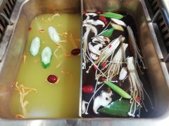 金汤锅-东巴婆婆云南鱼豆花火锅(大东门店)