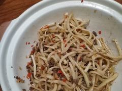 -园中园美食城