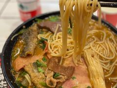 炸鱼皮-肥汁米蘭香港米线(长宁来福士店)