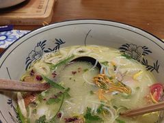 -芸南道·过桥米线(昆明老街旗舰店)