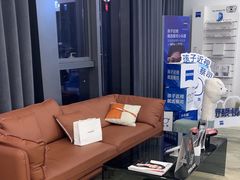 -三目眼镜·蔡司视觉合作店(青浦宝龙店)