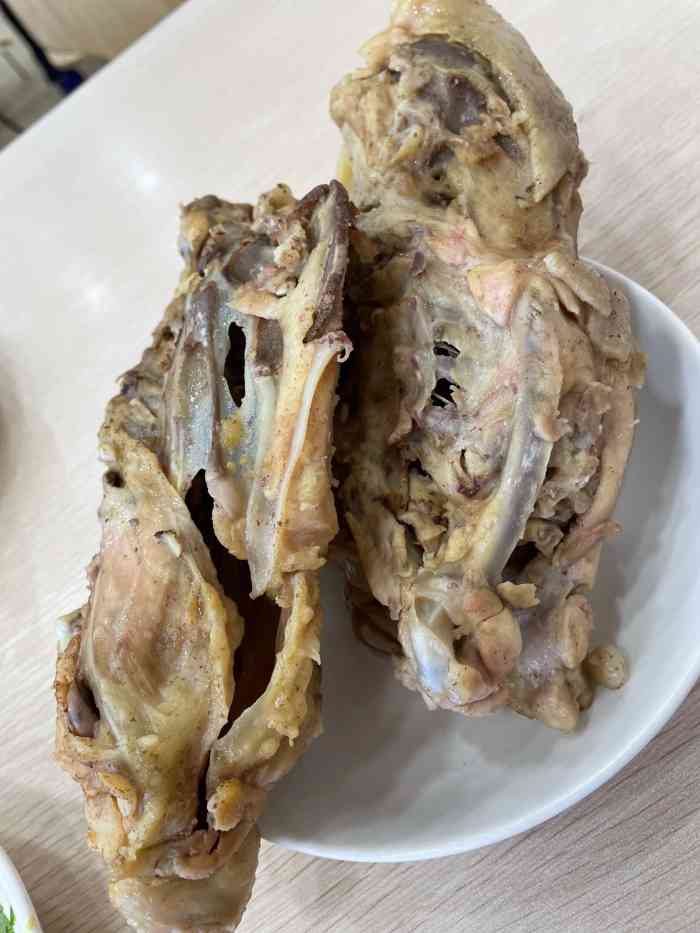 查一下大众点评,发现沈阳大学处有新店,遂打车就去.