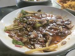 -四川小胡子海鲜(丁村万人海鲜广场店)