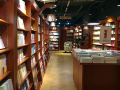 -新华书店(印象城店)
