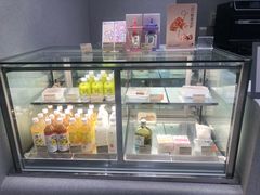 面包甜点陈列柜-喜茶(广州中山六路店)