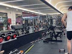 -奇迹健身(SM广场店)