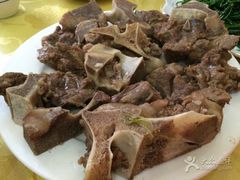 -苏莱特色牛骨滩羊手抓馆(长城东街总店)