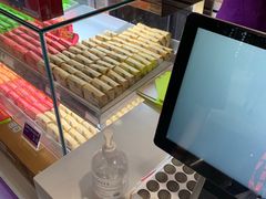 -HappyMiss花满楼·鲜花饼·鲜花茶·伴手礼(上海环球港店)