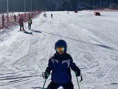 -荣盛康旅野三坡滑雪场