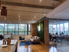 -蔚来中心(北京中关村店)