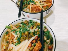 -忆螺巷螺蛳粉(步行街小巷店)