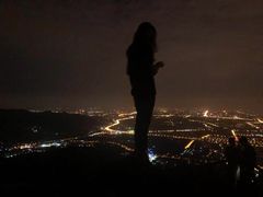 -鬼笑石后山停车场