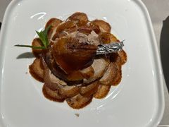 国色牡丹烤鸭-味+新京宴·烤鸭·北京菜(创意谷店)
