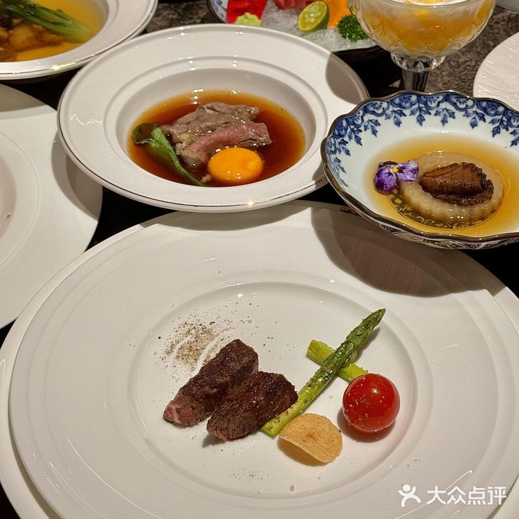 哈尔滨中央大街‖五星级自助享受,价格绝对亲民