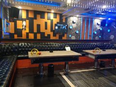 -蓝尊量贩(黄河路店)