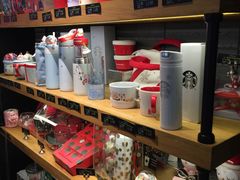 零售区-星巴克(上海南站店)