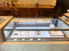 面包甜点陈列柜-Seesaw Coffee(上海尚悦湾店)