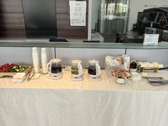 -杭州中升之星奔驰4S店(滨江店)