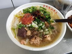 -文山荷鲜居(翠湖店)