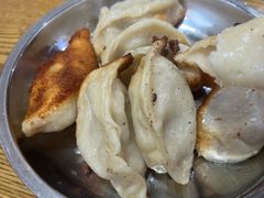 -黄阿姨锅贴大王(万航渡路店)