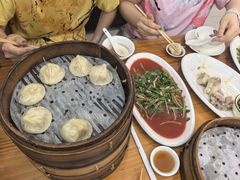 -颐缘居·南翔小笼馆