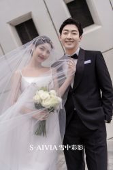 -雪中彩影婚纱摄影·微光艺术中心