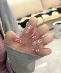 -Nail Me美甲美睫