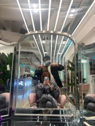 -BULB STUDIO 巴柏明星发型工作室