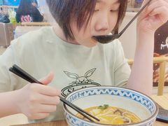 -蒙自源米线大王(信利城市广场店)