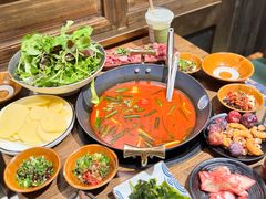 -贵厨酸汤牛肉(小十字店)