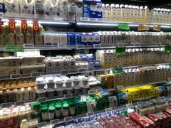 -中百仓储超市有限公司(越秀星汇维港店)