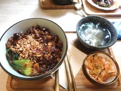 无敌卤肉饭-春风·有糖(崇宁路店)