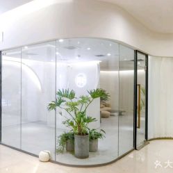 -HEYAN荷妍专业脱毛连锁机构