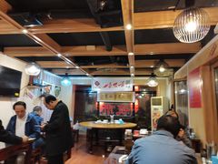 大堂-聚首堂·特色小吃·肘子(什刹海德胜门店)