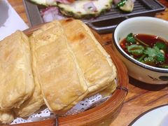 -老滇山寨•云南特色菜•地方菜•民族风情歌舞表演(金碧店)