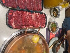-牛村来人潮汕牛肉火锅(西单店)