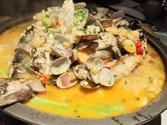-鸣记脆皮烤鱼·海鲜烤鱼(三八广场店)