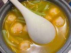 酸汤虾滑-胡桃里音乐酒馆(环亚凯瑟琳广场店)