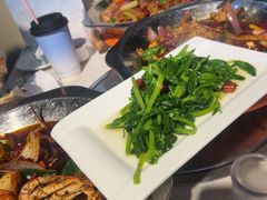 -休记光头香辣蟹干锅店(衣冠庙店)