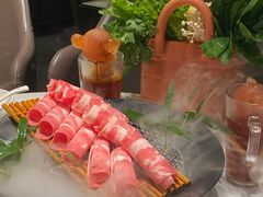 -领鲜天下·焗海鲜·花胶鸡(天目里店)