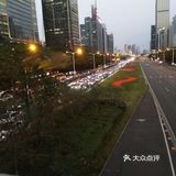 罗湖往福田方向的车辆排长队了，基本实行正常复工复产了