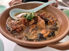 小鸡炖榛蘑-止观小馆·辽河口渔家菜(王府井店)