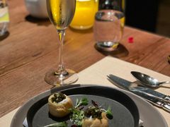 奥西特拉鲟鱼籽酱配法式奶油泡芙饼-Mercato莫卡多露台餐厅与酒吧(K11店)