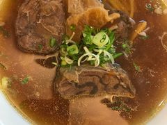 -天下三绝 牛肉面/红酒