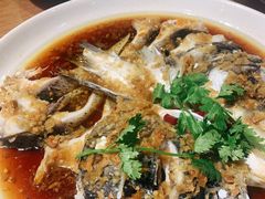 剁椒鱼头-老妈私房鱼头(欧洲城店)