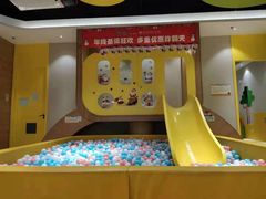 -贝思特蒙特梭利早教新区旗舰中心(苏州新区复悦城店)