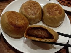 -清真吴记门钉肉饼·喜多利